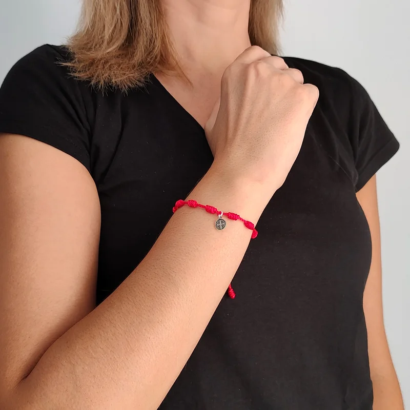 Pulsera roja 7 nudos de San Benito